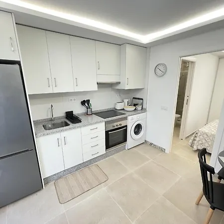 Apartment 11. Beautiful Esmeralda, A/c, Wifi Costa Adeje (Tenerife)