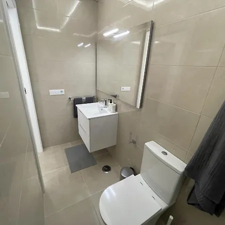 Apartment 11. Beautiful Esmeralda, A/c, Wifi