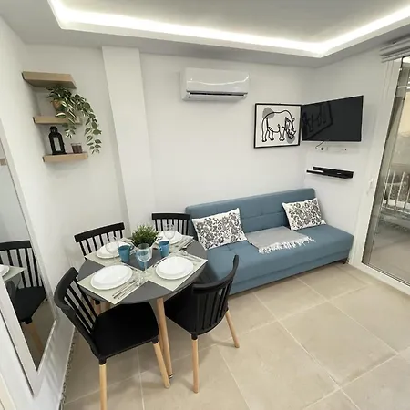 Apartment 11. Beautiful Esmeralda, A/c, Wifi Costa Adeje (Tenerife)