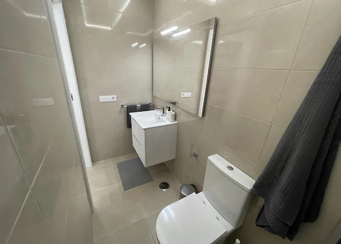 Apartment 11. Beautiful Esmeralda, A/c, Wifi