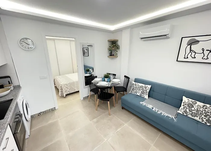 Apartment 11. Beautiful Esmeralda, A/c, Wifi
