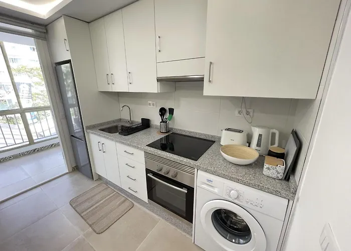 Apartment 11. Beautiful Esmeralda, A/c, Wifi Costa Adeje (Tenerife)